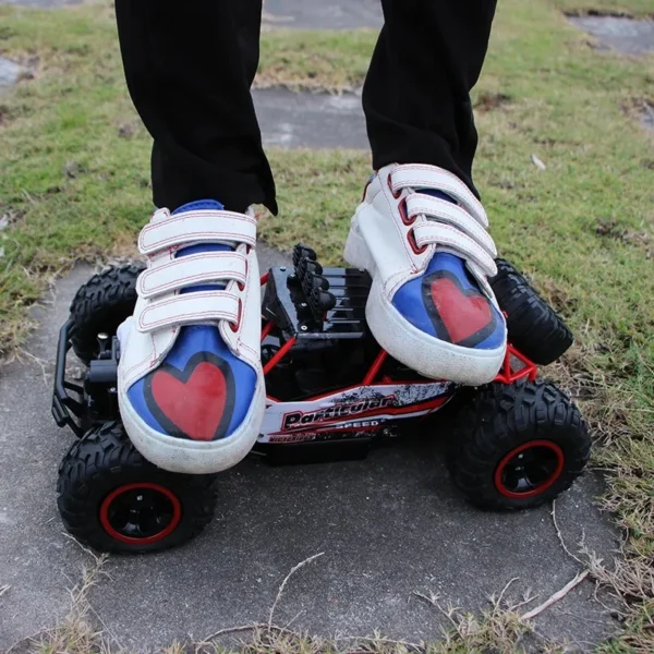 1:16 4WD RC Car With Led Lights Remote Control Cars Buggy Off Road 4x4 Radio Control Alloy Trucks Boys Toys for Children - Image 4